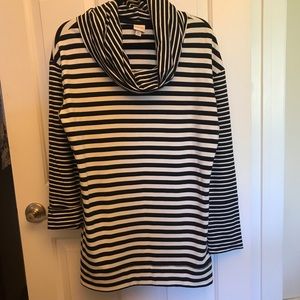 25% off 3+ Items  Tunic